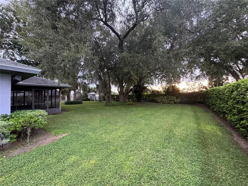 10 FT CLINCH HEIGHTS ROAD Frostproof, FL 33843
