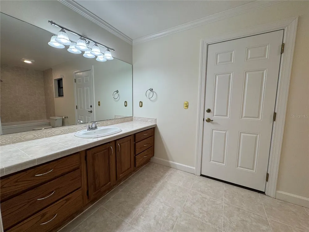 10 FT CLINCH HEIGHTS ROAD Frostproof, FL 33843