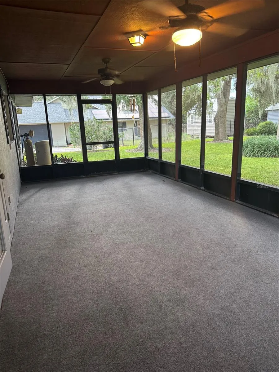 10 FT CLINCH HEIGHTS ROAD Frostproof, FL 33843