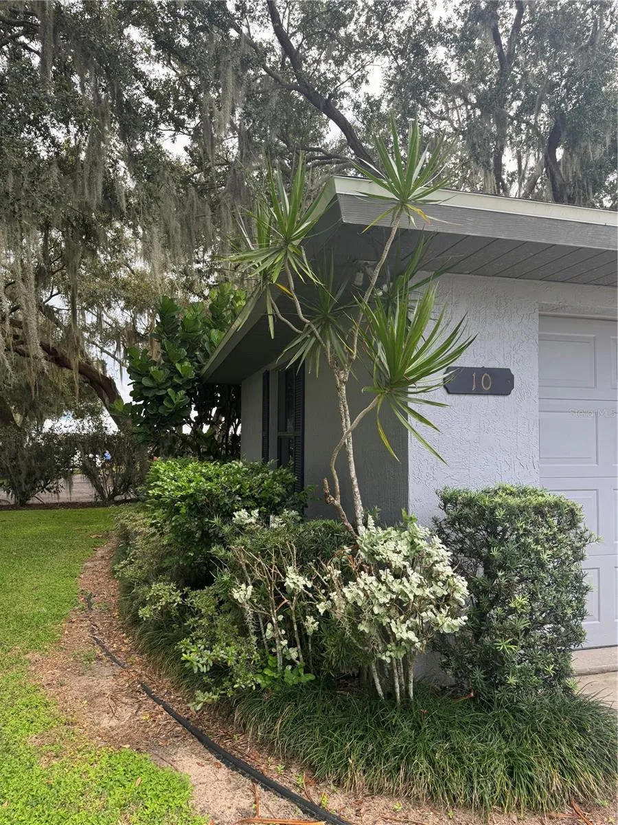 10 FT CLINCH HEIGHTS ROAD Frostproof, FL 33843