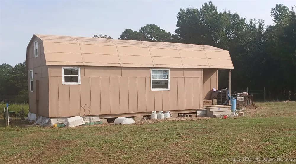 20449 E Cass Road Stigler, OK 74462