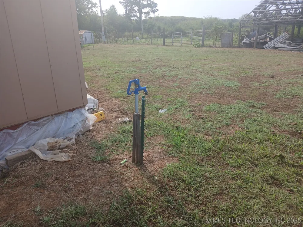 20449 E Cass Road Stigler, OK 74462