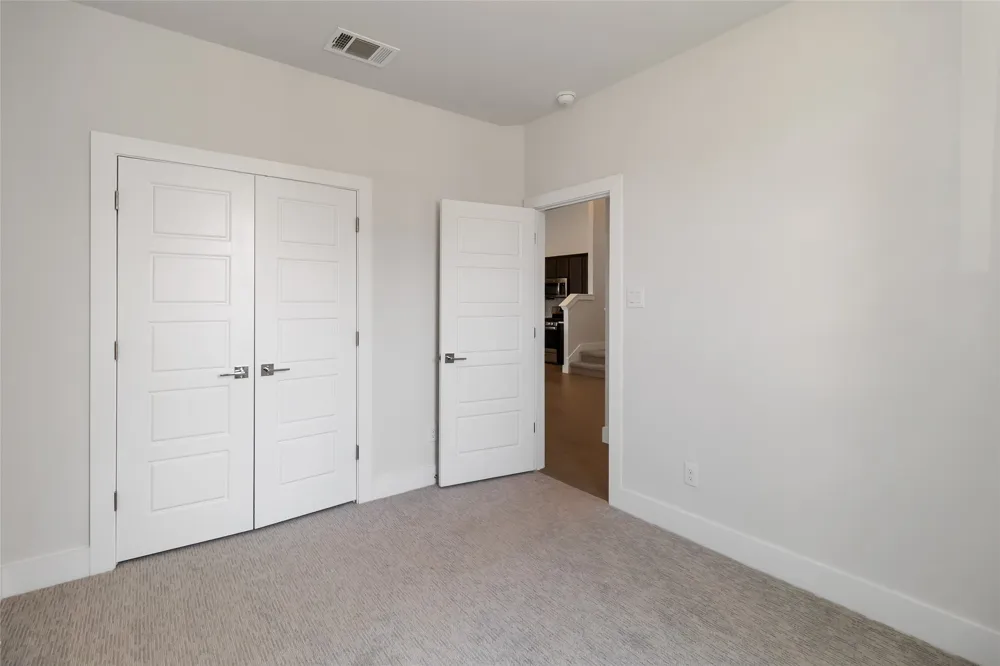 220 Mirabeau Way Liberty Hill, TX 78642
