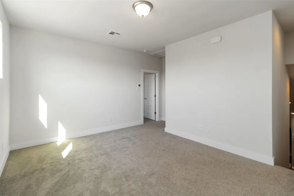 220 Mirabeau Way Liberty Hill, TX 78642