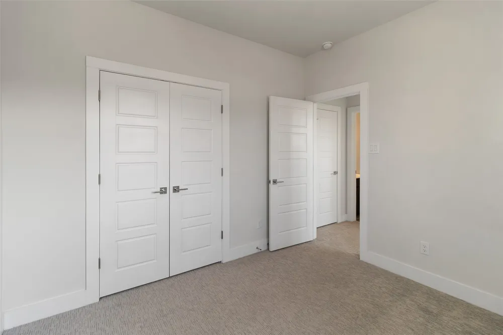 220 Mirabeau Way Liberty Hill, TX 78642