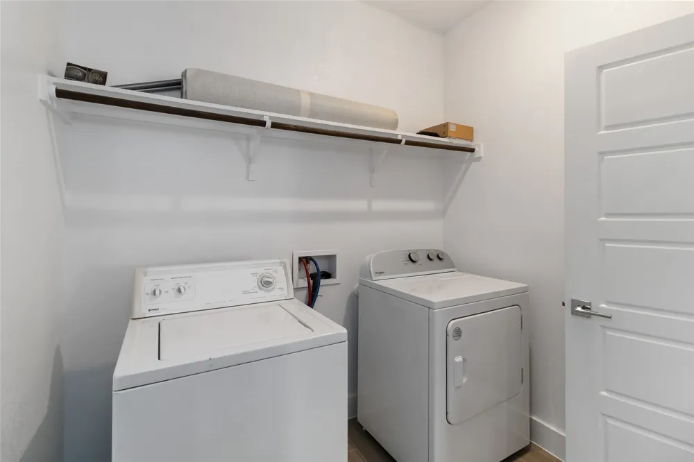 220 Mirabeau Way Liberty Hill, TX 78642