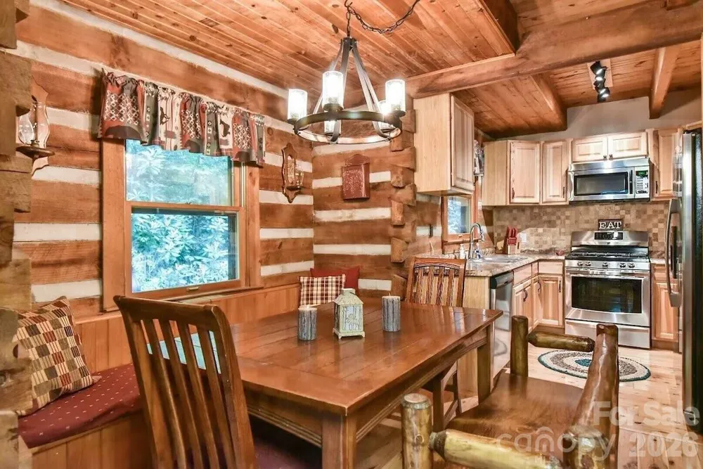 48 Buck Ridge Road Fairview, NC 28730