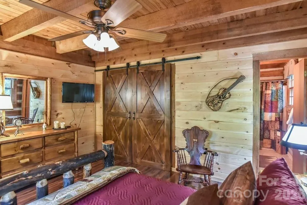 48 Buck Ridge Road Fairview, NC 28730