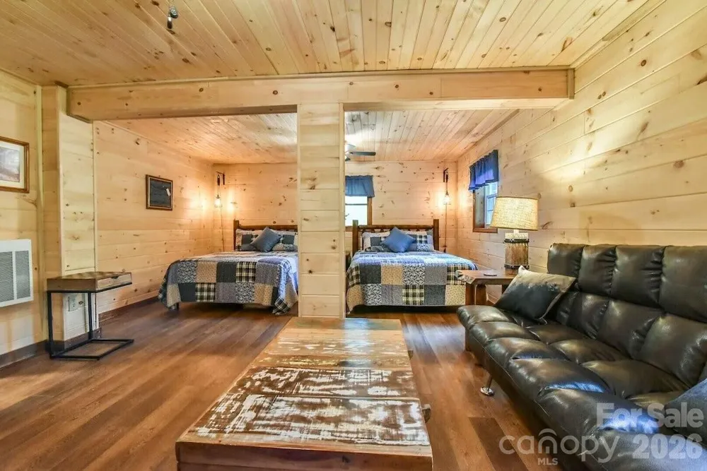 48 Buck Ridge Road Fairview, NC 28730