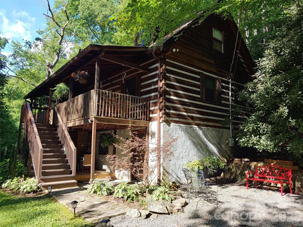 48 Buck Ridge Road Fairview, NC 28730