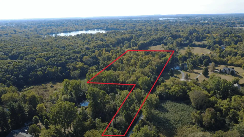 727 W W. Maple Road Road Milford, MI 48381