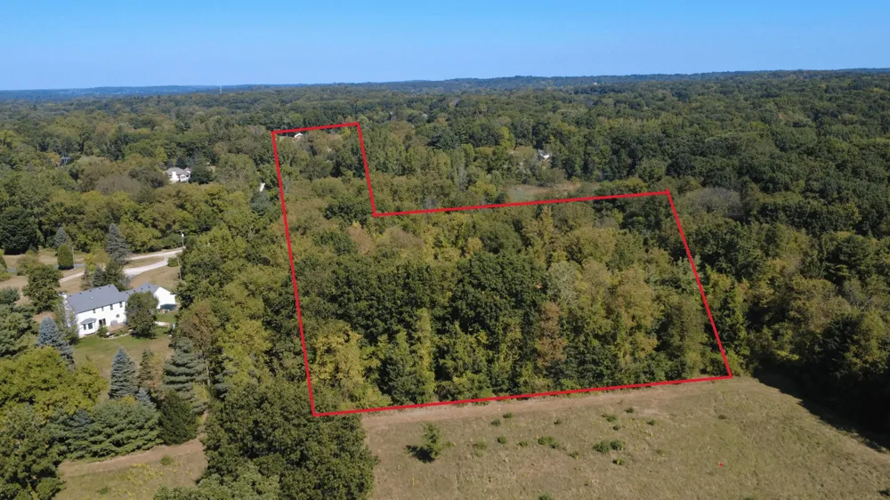 727 W W. Maple Road Road Milford, MI 48381