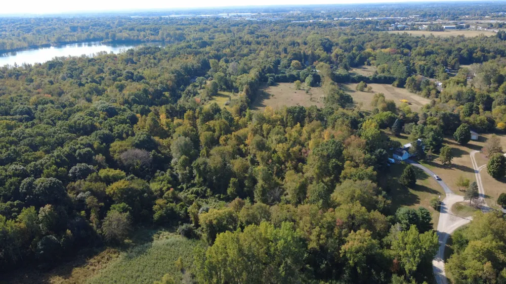 727 W W. Maple Road Road Milford, MI 48381