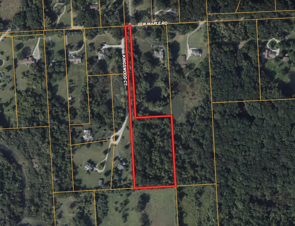 727 W W. Maple Road Road Milford, MI 48381