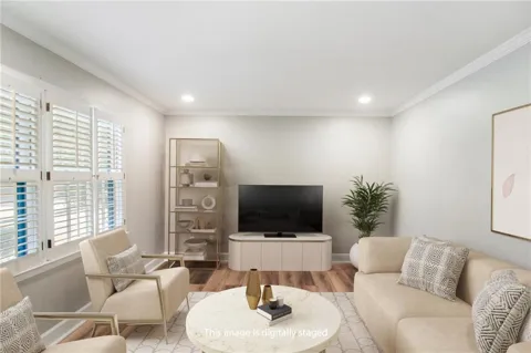 248 Triumph Drive NW