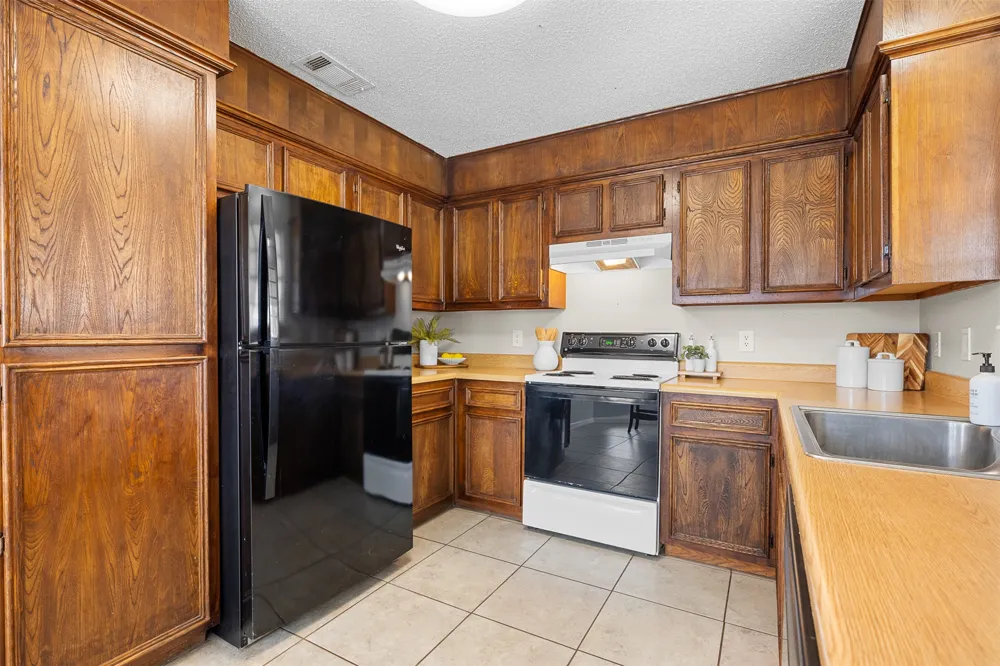 1081 7023 Prairie Elgin, TX 78621