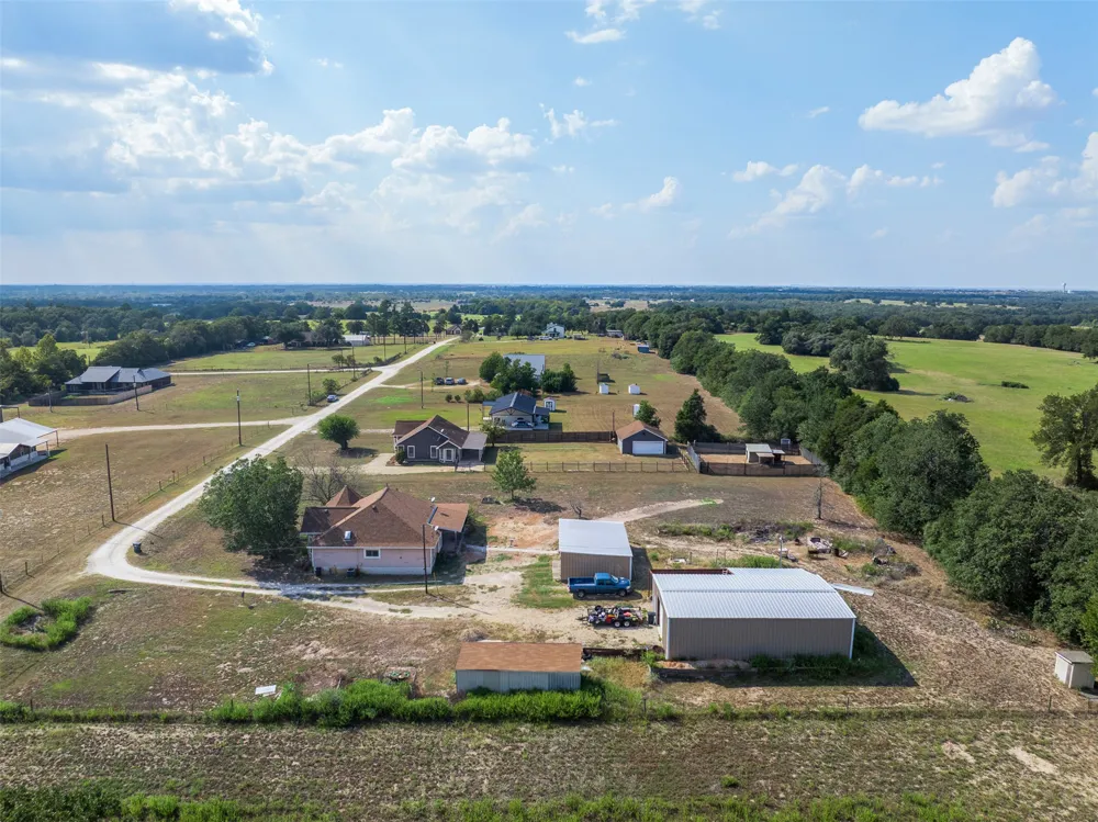1081 7023 Prairie Elgin, TX 78621