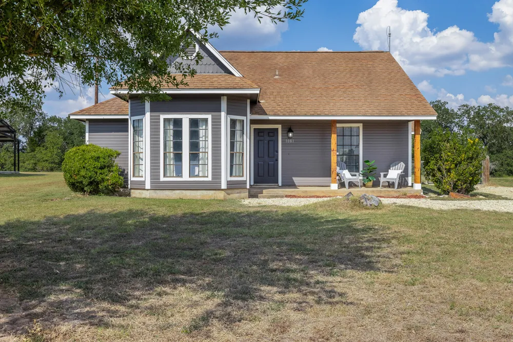 1081 7023 Prairie Elgin, TX 78621