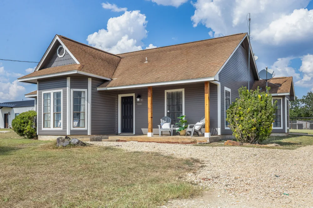 1081 7023 Prairie Elgin, TX 78621