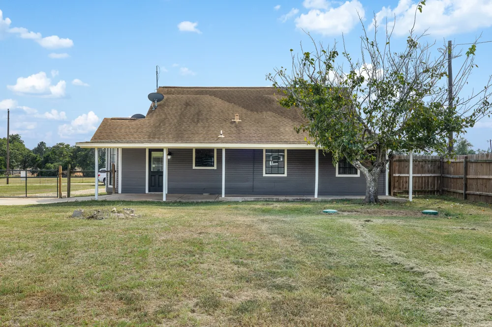 1081 7023 Prairie Elgin, TX 78621