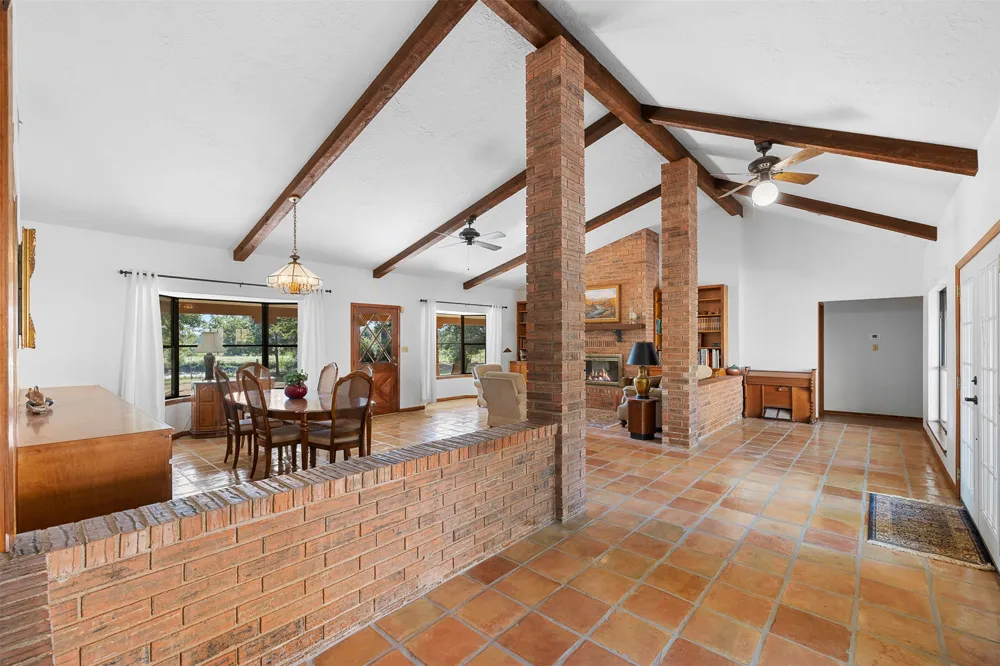 179 Stiewert Lane Paige, TX 78659