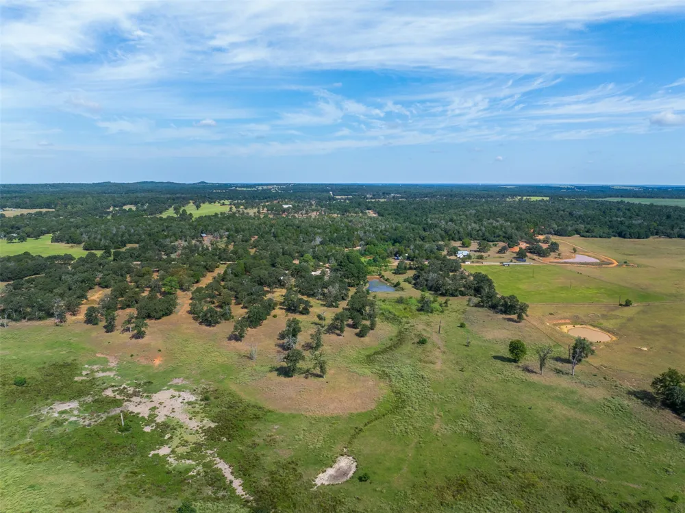 179 Stiewert Lane Paige, TX 78659