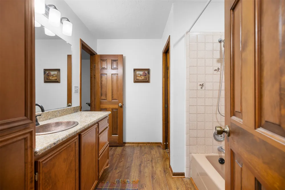 179 Stiewert Lane Paige, TX 78659
