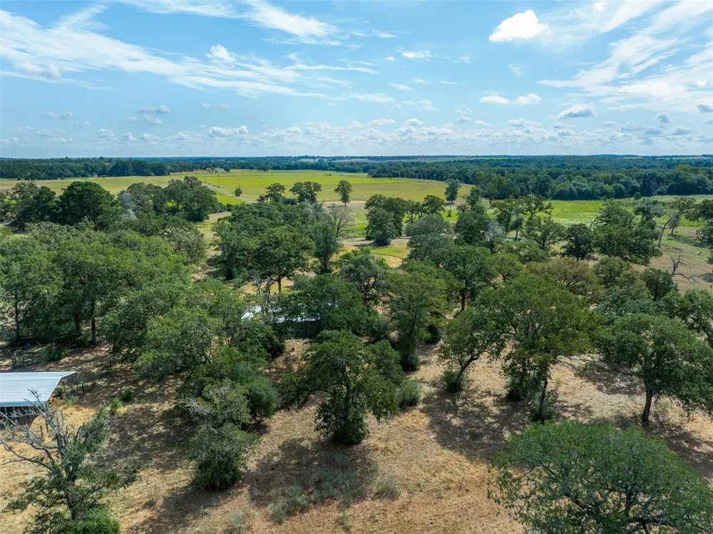 179 Stiewert Lane Paige, TX 78659