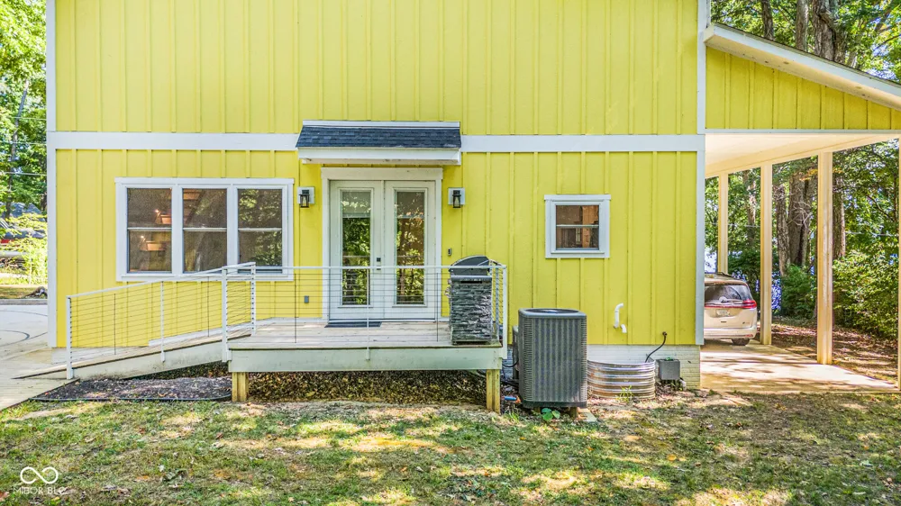 716 S Oak Street Rockville, IN 47872