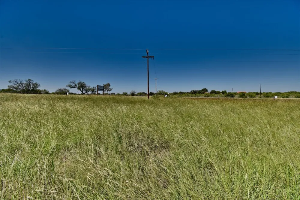 106 Sunny Day Dr Red Rock, TX 78662