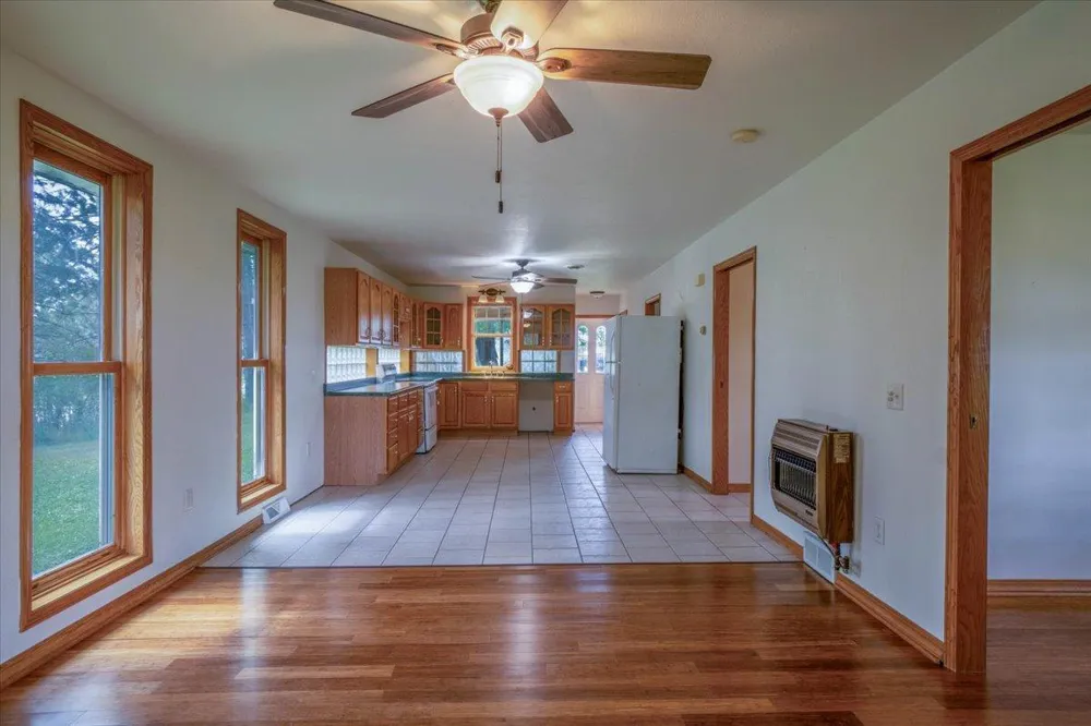 18444 290th Avenue Holcombe, WI 54745