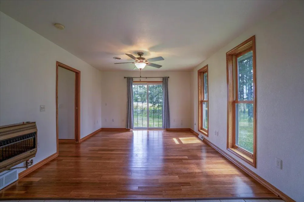 18444 290th Avenue Holcombe, WI 54745