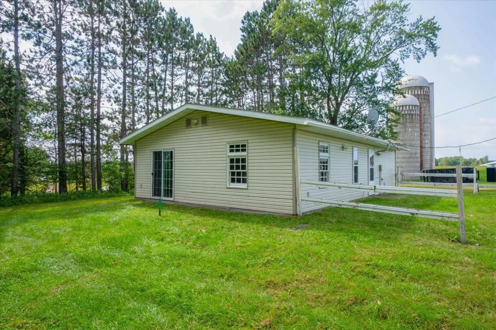 18444 290th Avenue Holcombe, WI 54745