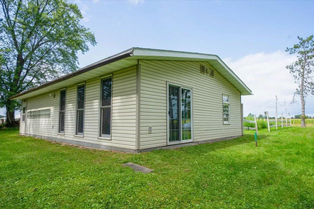 18444 290th Avenue Holcombe, WI 54745