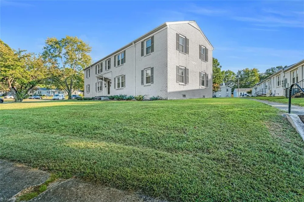 1700 Roslyn Drive #29 D Burlington, NC 27215