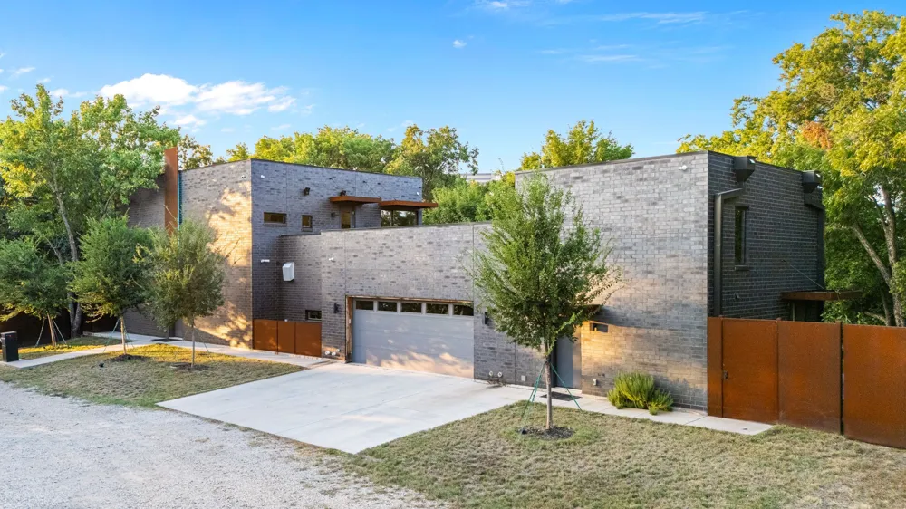 4798 Iberia Avenue Dallas, TX 75207