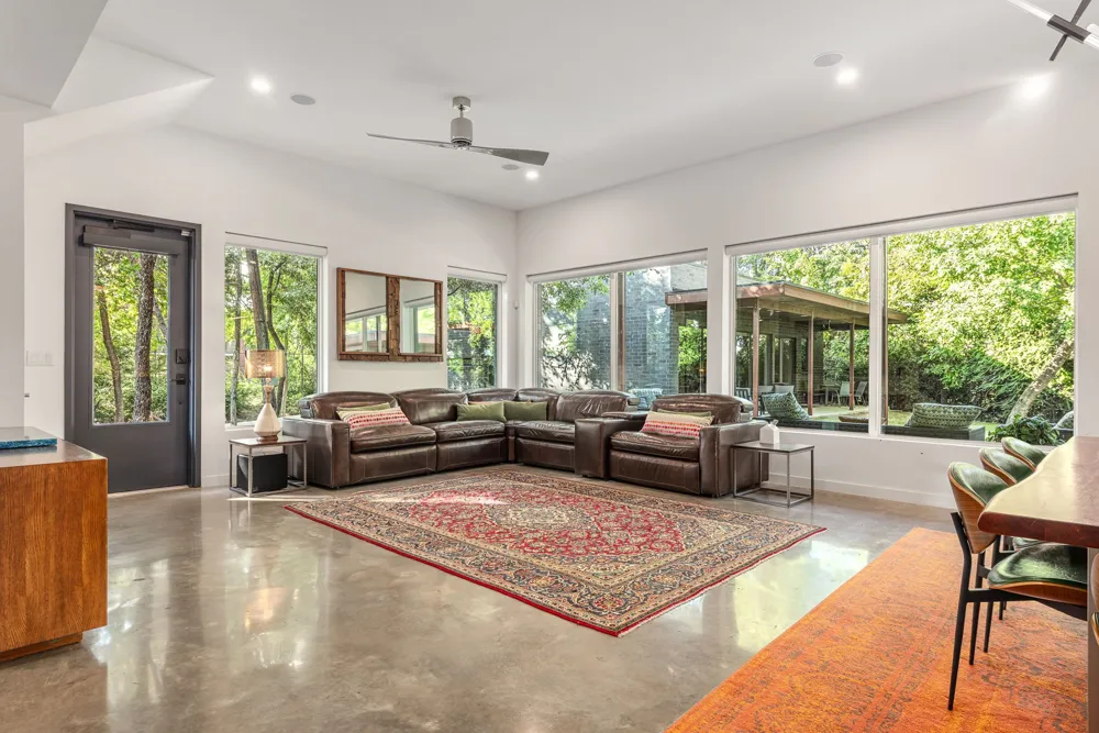4798 Iberia Avenue Dallas, TX 75207