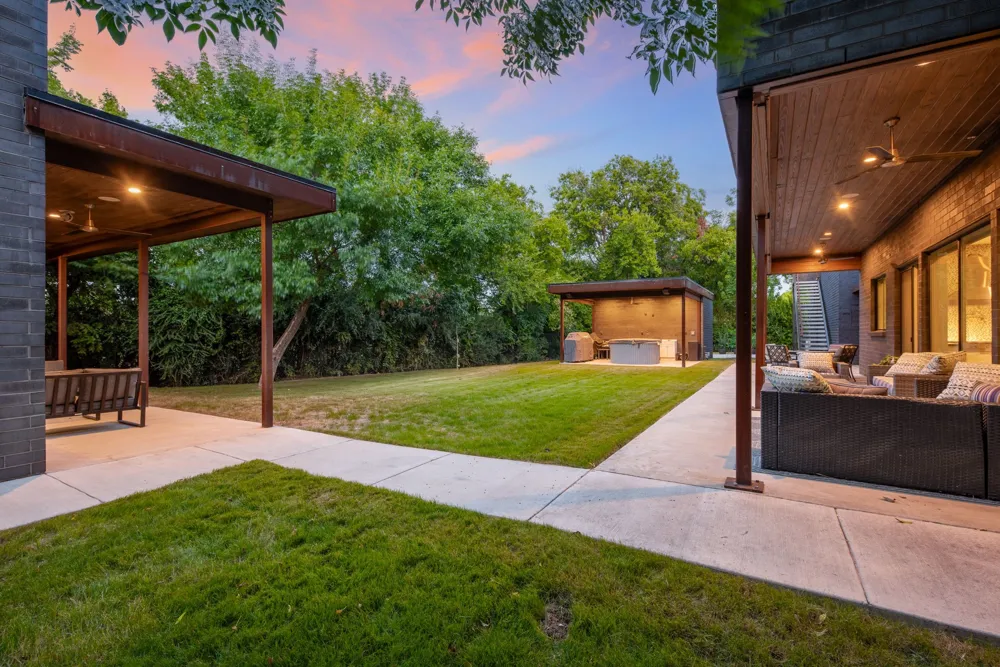 4798 Iberia Avenue Dallas, TX 75207