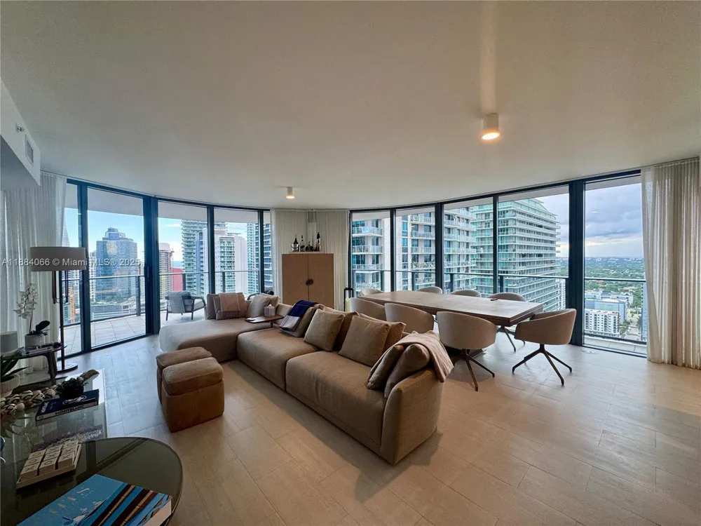 1000 Brickell Plz #3302 Miami, FL 33131