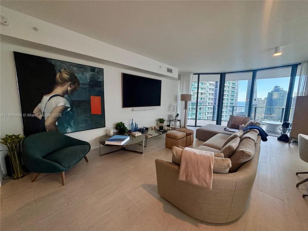 1000 Brickell Plz #3302 Miami, FL 33131