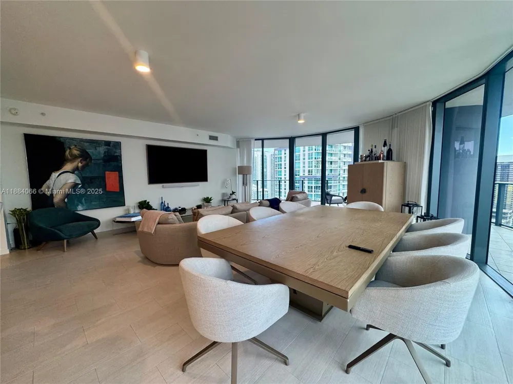 1000 Brickell Plz #3302 Miami, FL 33131