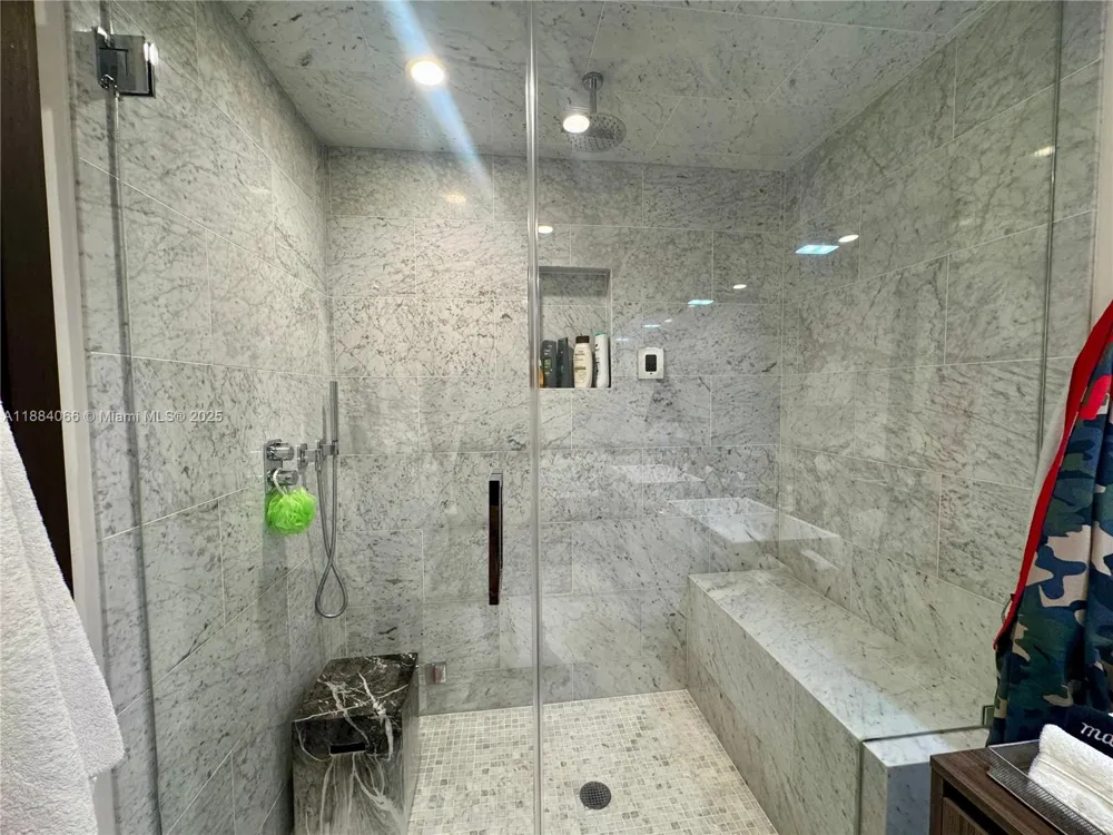 1000 Brickell Plz #3302 Miami, FL 33131