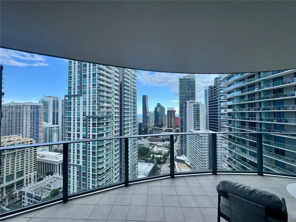 1000 Brickell Plz #3302 Miami, FL 33131