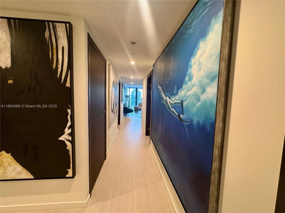 1000 Brickell Plz #3302 Miami, FL 33131