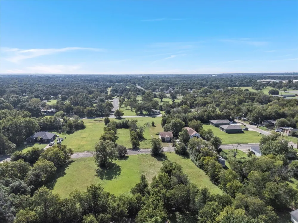 805 Benton Drive Waco, TX 76706