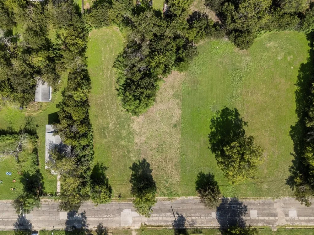 805 Benton Drive Waco, TX 76706