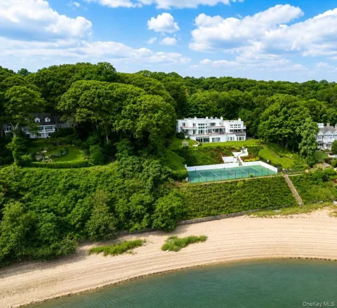 26 Tennis Court Road