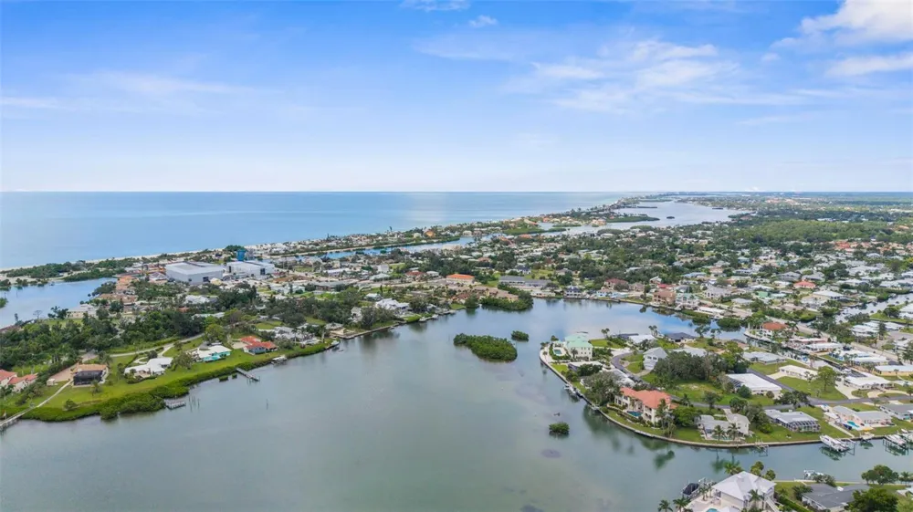 216 PAVONIA ROAD Nokomis, FL 34275