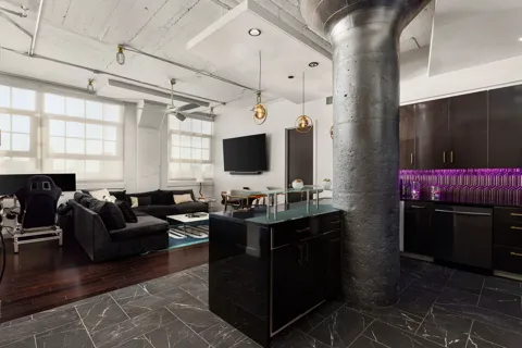 2600 W 7th Street #2546