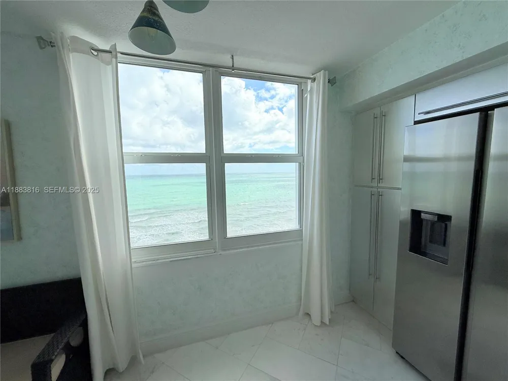 2751 S Ocean Dr #1204S Hollywood, FL 33019